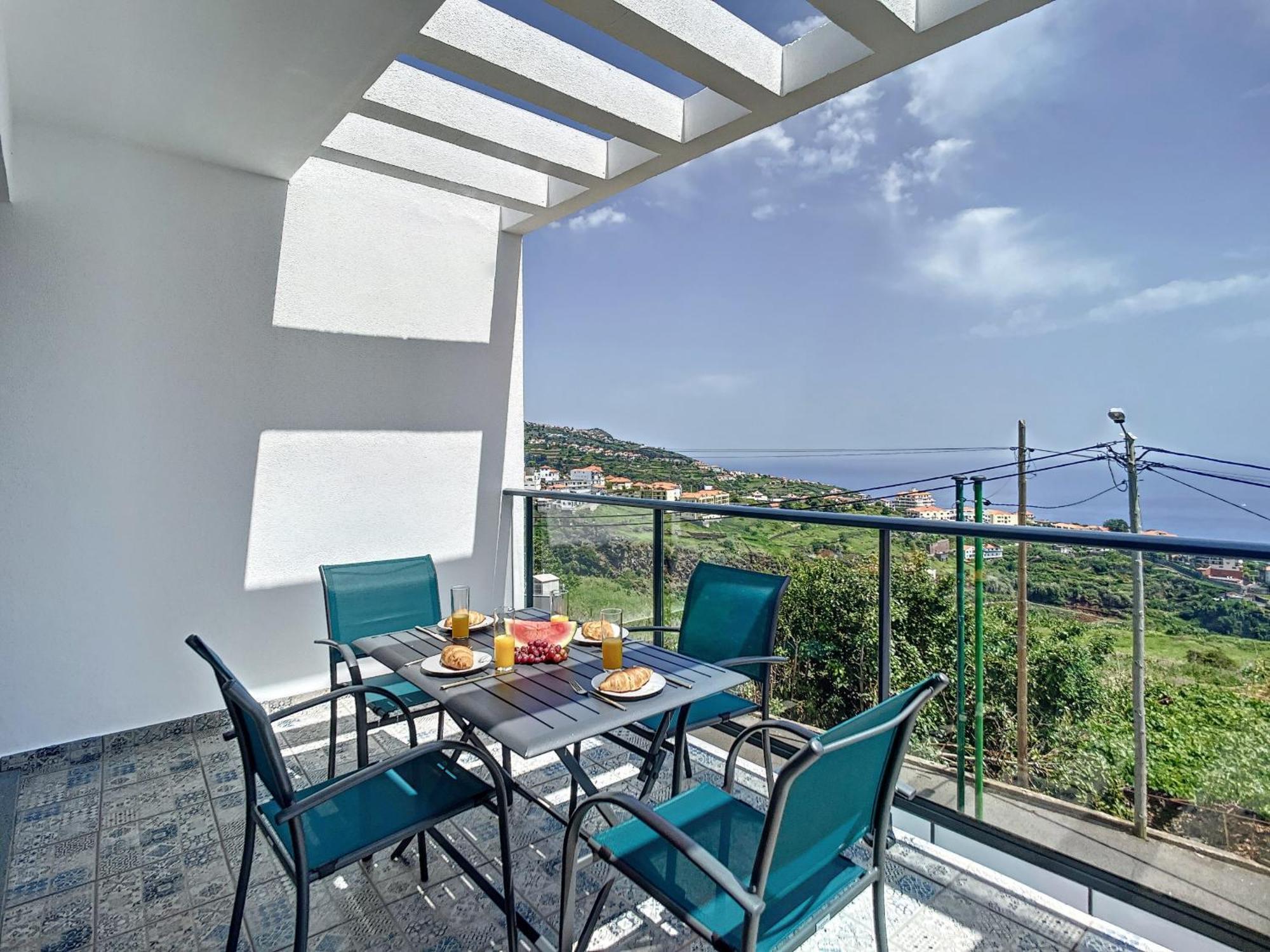 Casa Teixeira By Atlantic Holiday Estreito Da Calheta Bagian luar foto