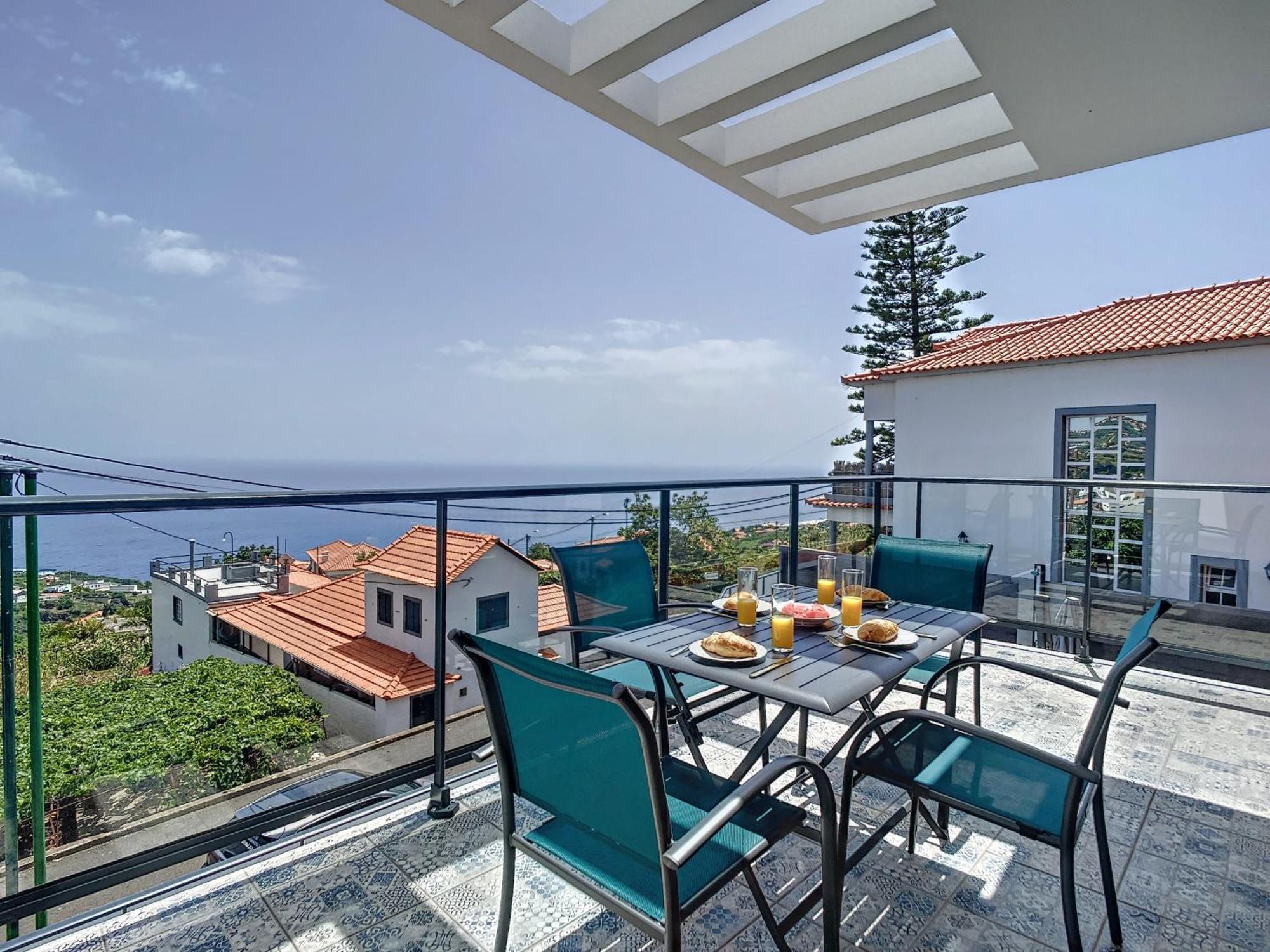 Casa Teixeira By Atlantic Holiday Estreito Da Calheta Bagian luar foto